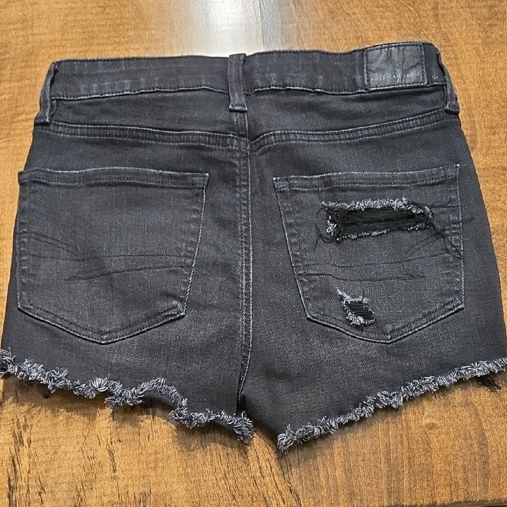 American Eagle Outfitters Black Frayed Jean Shorts NWOT SIZE 2